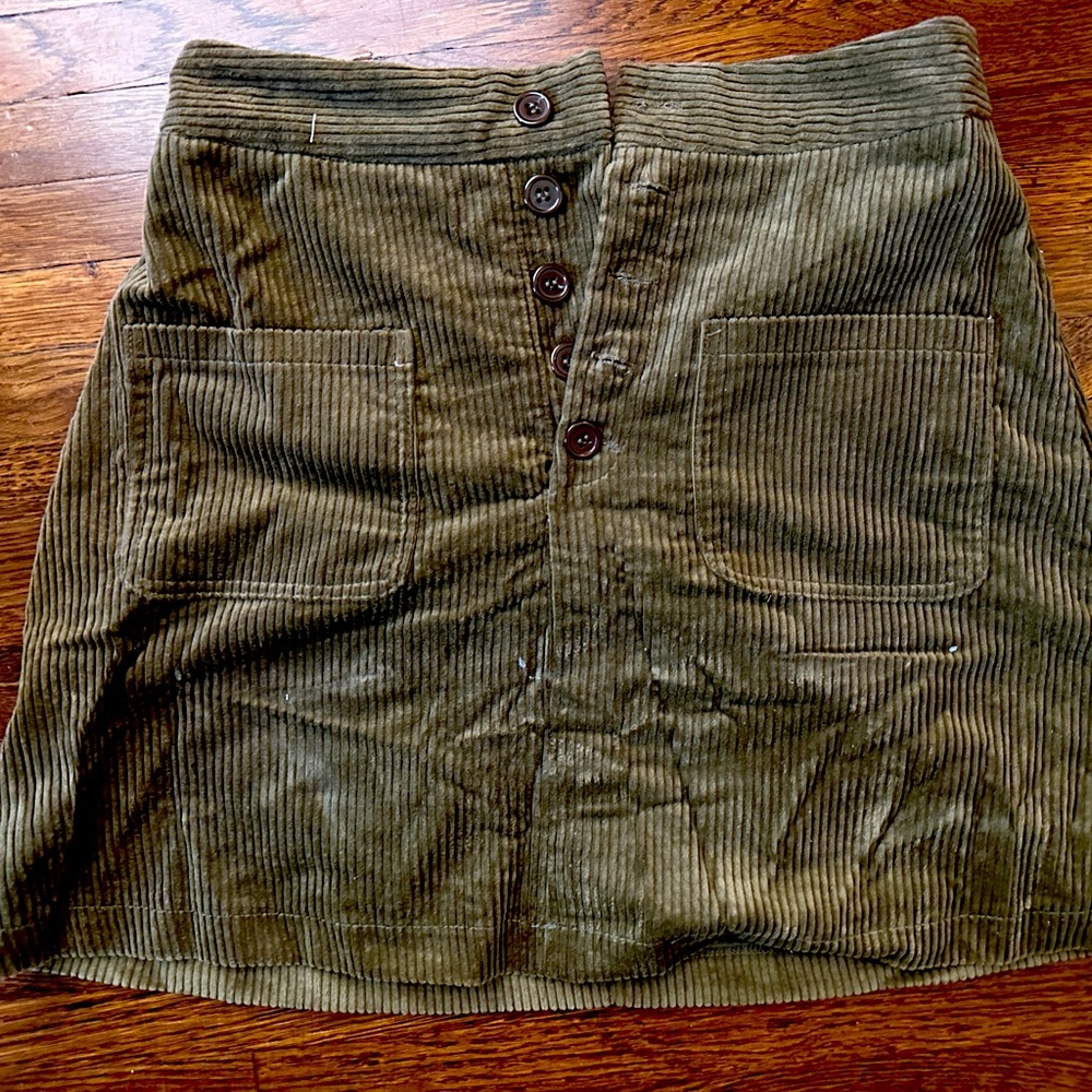 Green lost+wander mini skirt